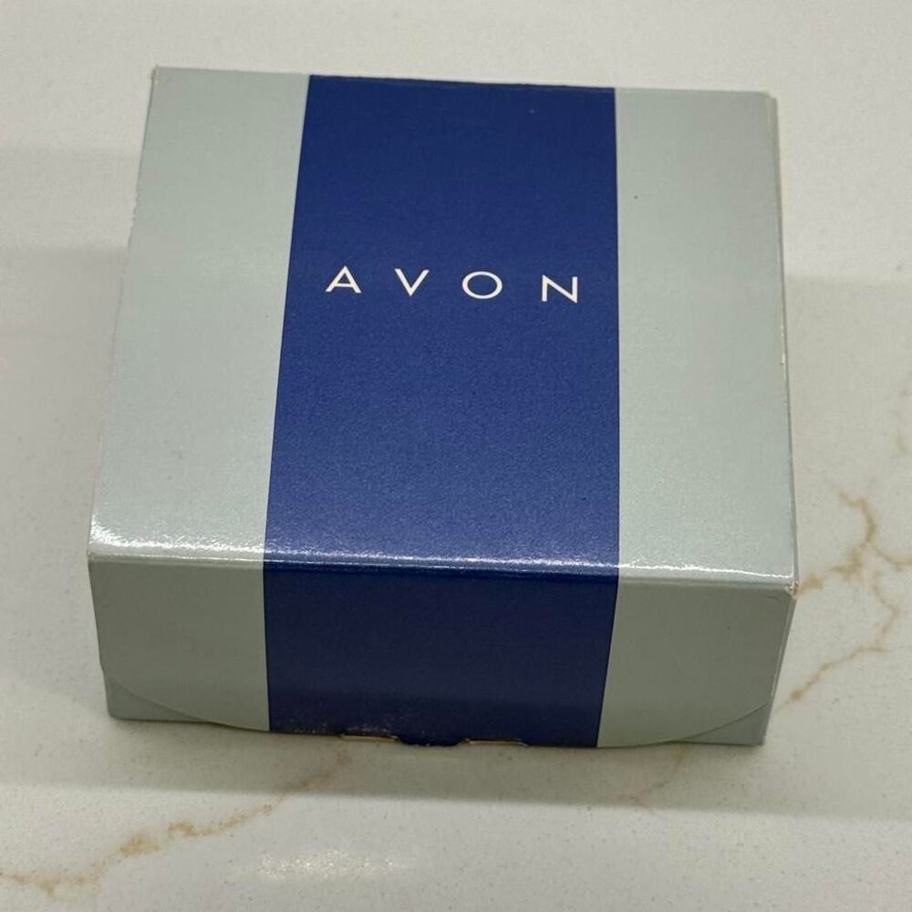 Avon 2001 vintage black cuff oval face watch - Picture 5 of 5